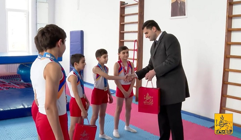 Երևանի քաղաքապետը շրջայց է կատարել Շենգավիթի մարզադպրոցում, ծանոթացել հիմնանորոգման ընթացքին