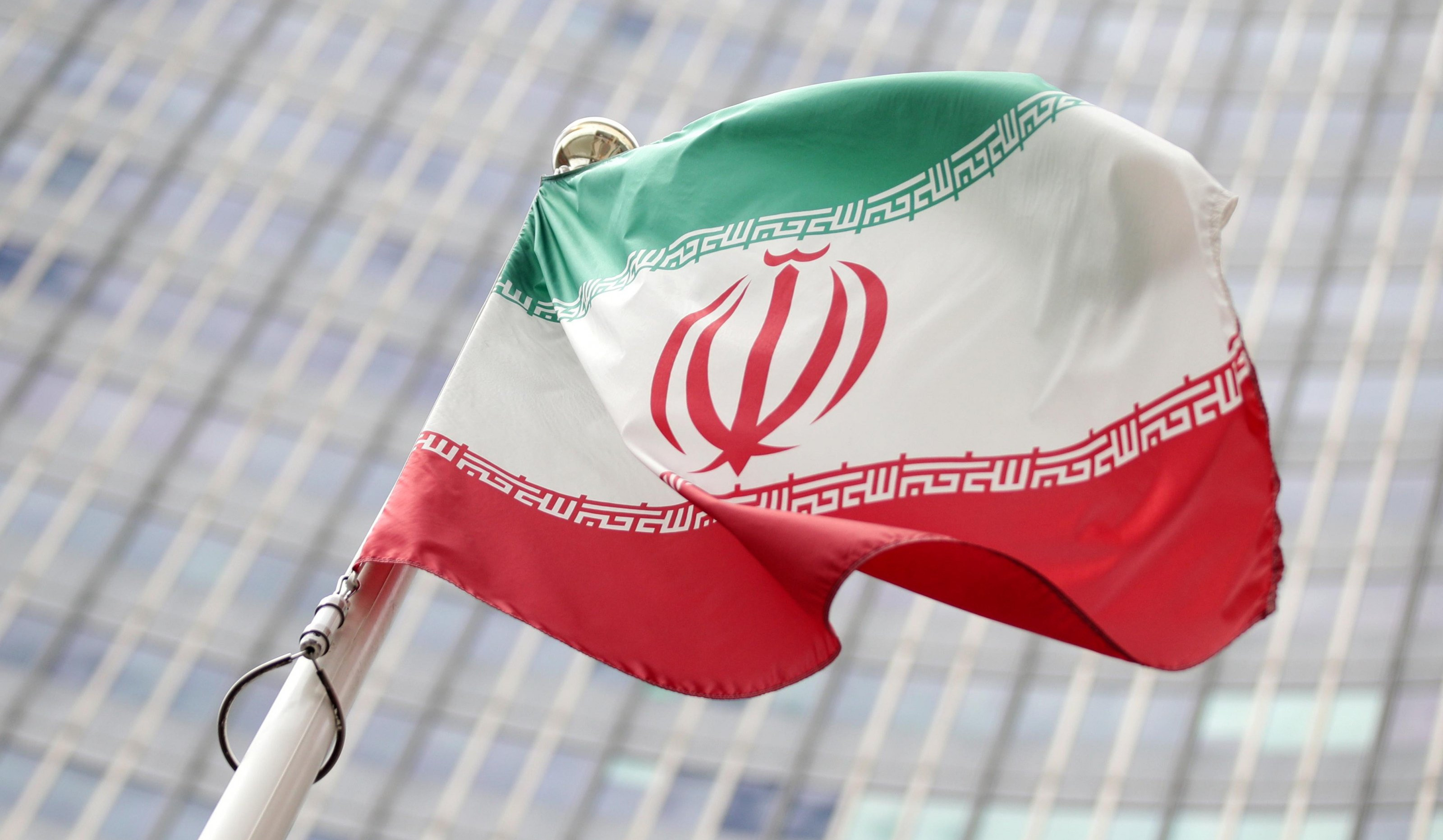 Великобритания, Германия и Франция выразили разочарование приостановкой переговоров о ядерной программе Ирана