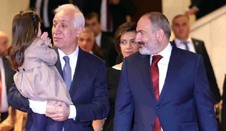 Նիկոլ Փաշինյանը և Աննա Հակոբյանը ներկա են գտնվել ՀՀ նորընտիր նախագահի երդմնակալության արարողությանը