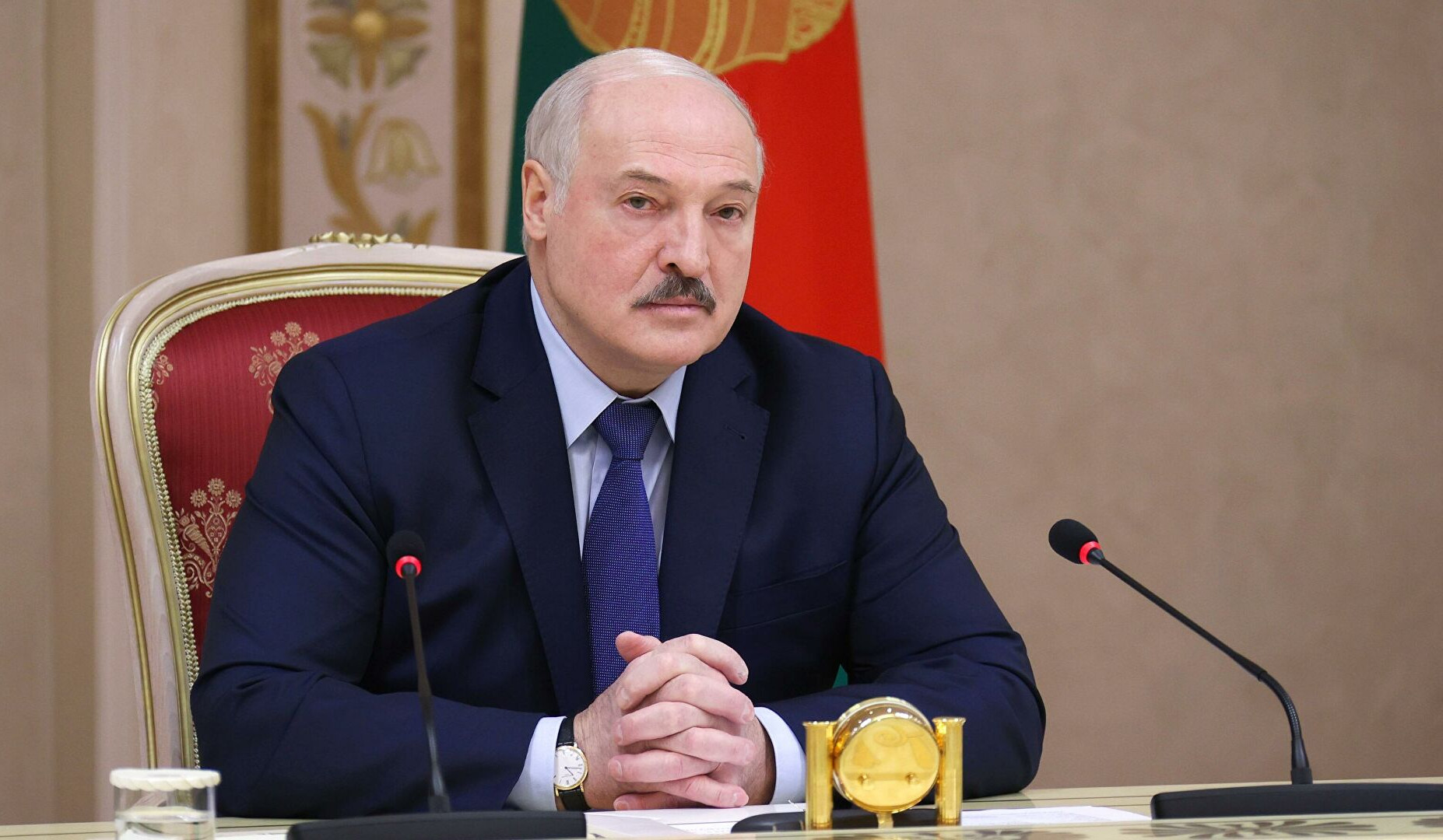 Путин предлагает Зеленскому абсолютно приемлемый вариант договора: Лукашенко