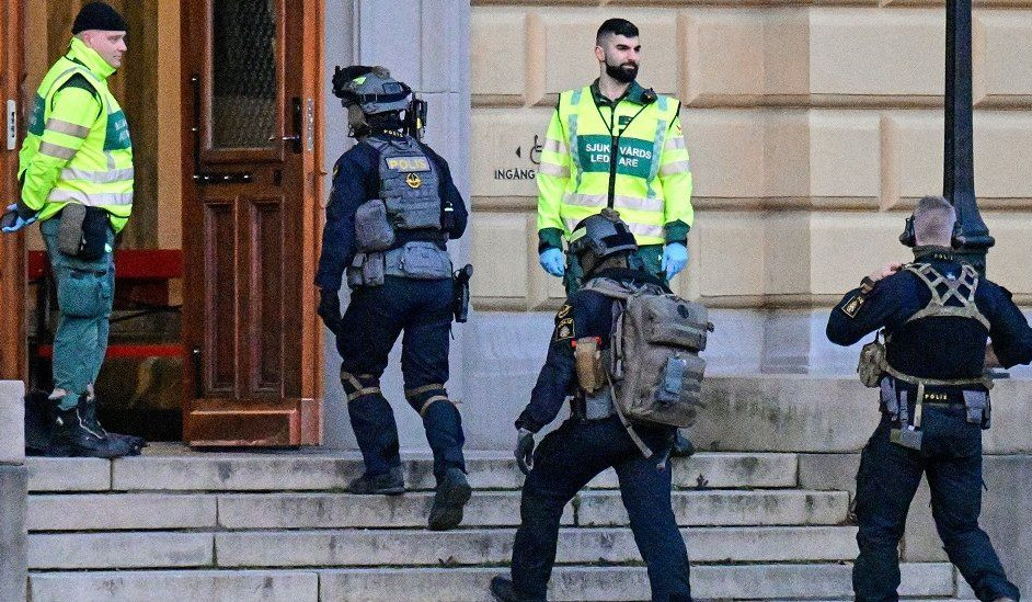 Malmö: Two women killed after 'violence' at Swedish school