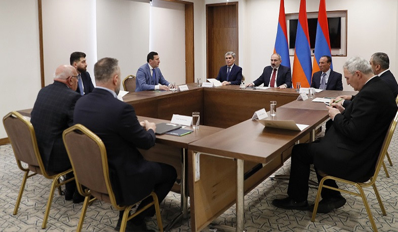Никол Пашинян принял участие в очередном заседании Консультативного собрания по сотрудничеству с внепарламентскими политическими силами