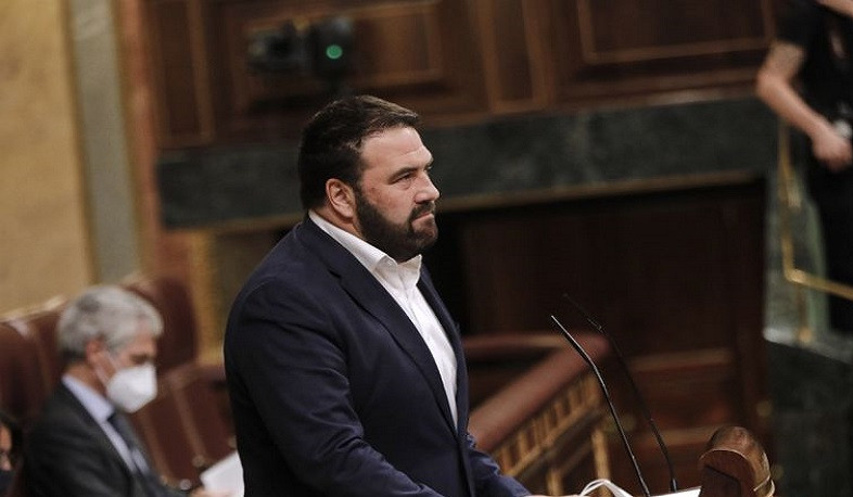 Azerbaijan uses deviation of international press on Ukraine in order to attack Artsakh: Iñarritu