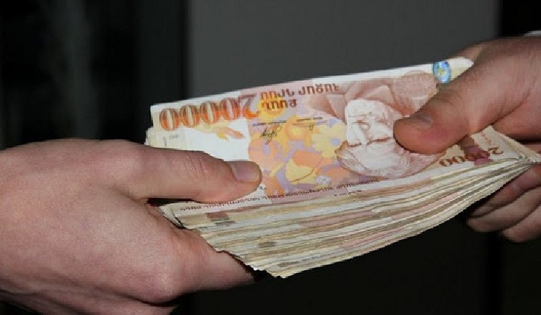 Ավարտվել է խոշոր չափերով շորթում և խարդախություն կատարելու գործի նախաքննությունը