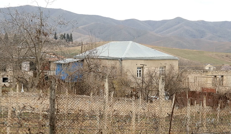 Representatives of Artsakh Human Rights Defender visited displaced persons from Khramort