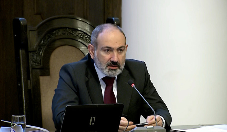 Pashinyan hopes to agree issues relating to launching peace talks at upcoming meeting with Aliyev
