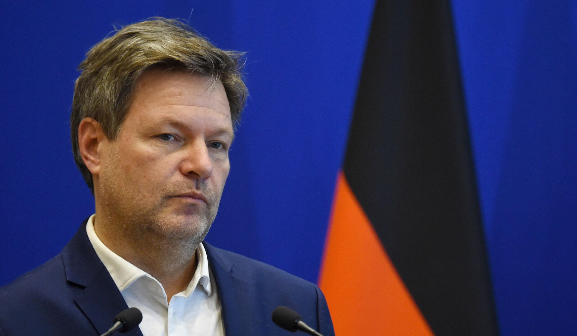 Роберт Хабек выступил против наращивания военной поддержки Украины