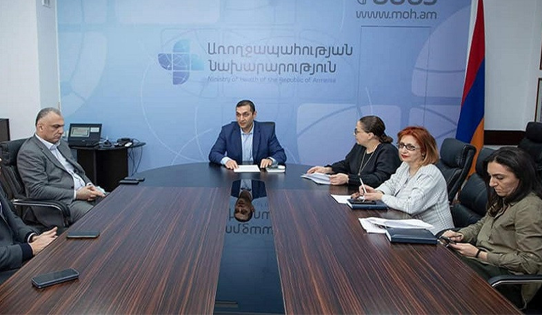 Կայացել է նախարարին կից մանկաբարձության և գինեկոլոգիայի խորհրդի նիստ