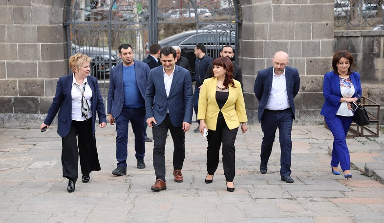 Նազելի Բաղդասարյանը Հակոբ Արշակյանի հետ այցելել է Գյումրու ժողովրդական ճարտարապետության և քաղաքային կենցաղի թանգարան