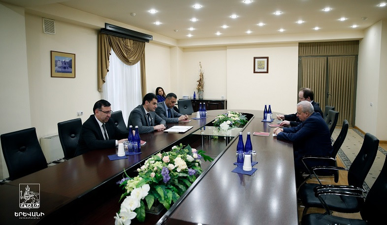 Երևանի քաղաքապետը հանդիպել է Նիդերլանդների և Ռուսաստանի դեսպանների հետ