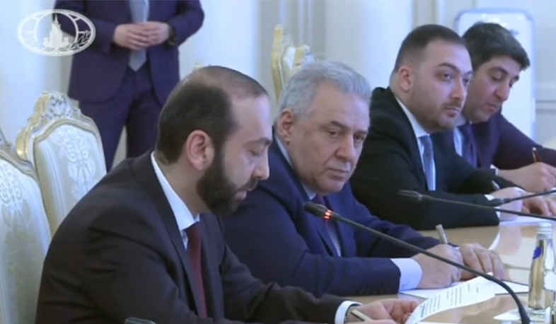 Extended meeting of Armenian and Russian Foreign Ministers started