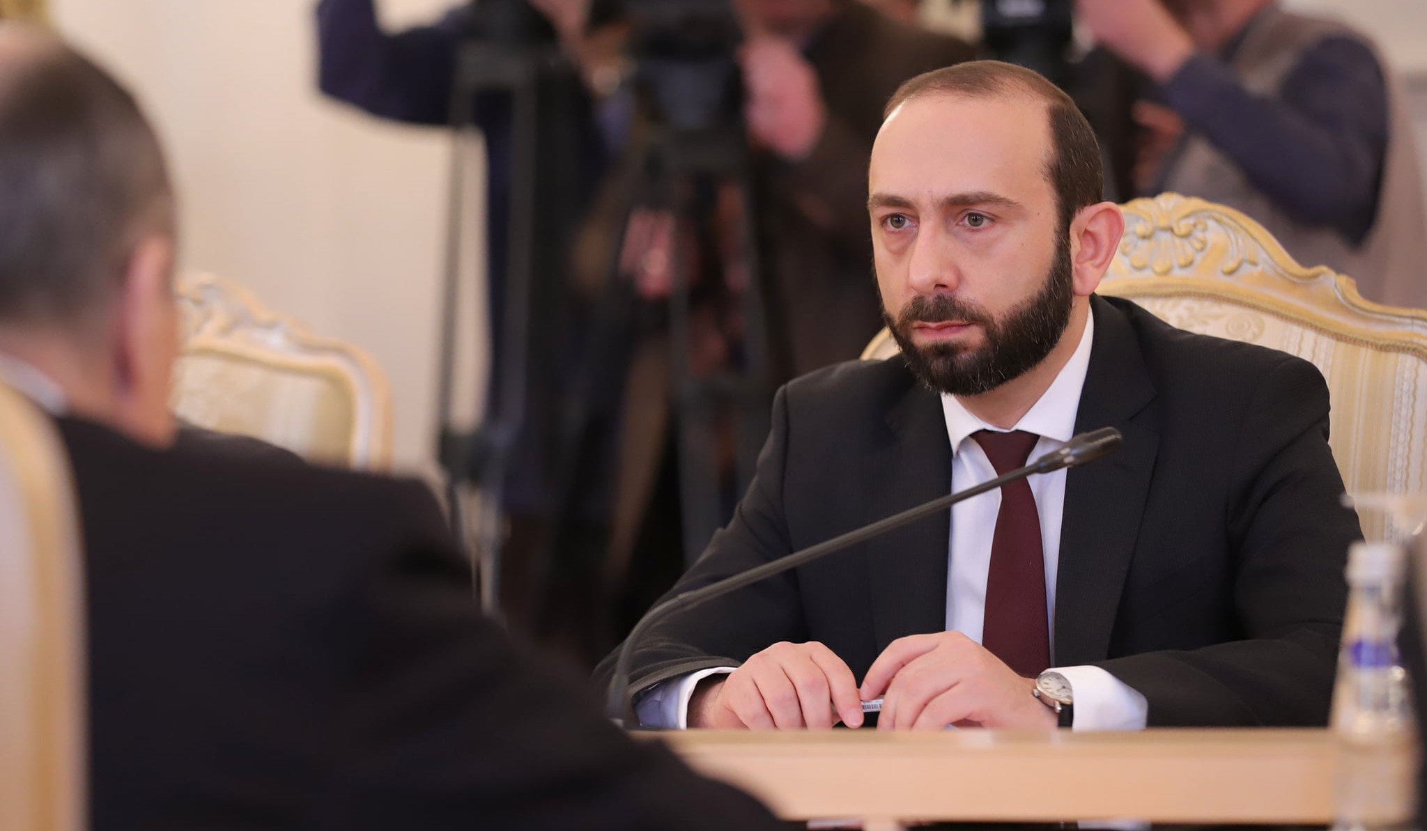 Высоко ценим посреднические усилия России с целью исключительно мирного урегулирования нагорно-карабахского конфликта: Арарат Мирзоян