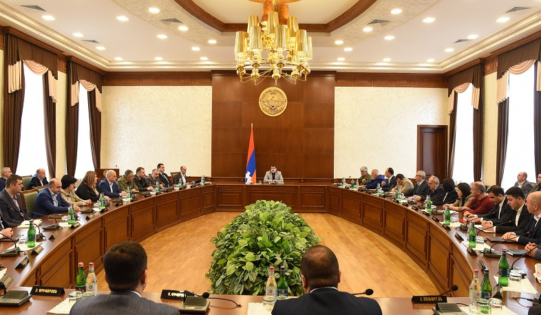 В ближайшее время начнутся обсуждения с политическими силами с целью сформировать общую политическую повестку дня: Араик Арутюнян