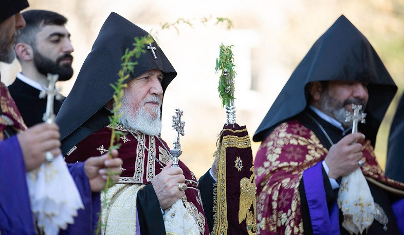 Ծաղկազարդի տոնը Մայր Աթոռ Սուրբ Էջմիածնում