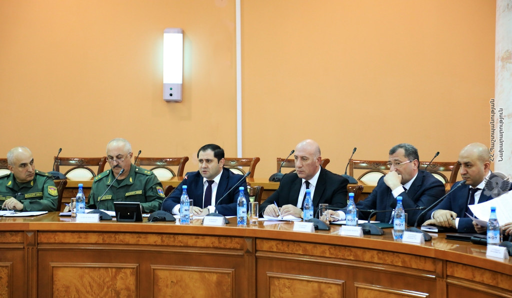 Suren Papikyanın sədrliyi ilə müşavirə keçirilib