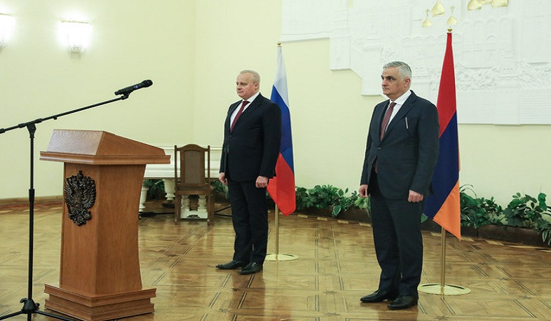 Mher Qriqoryan Ermənistan və Rusiya arasında diplomatik münasibətlərin qurulmasının 30 illiyinə həsr olunmuş tədbirdə iştirak edib