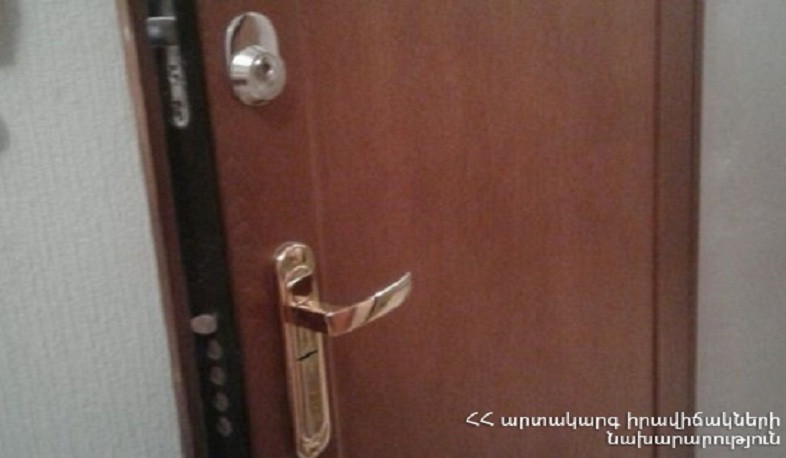 Փրկարարները բացել են փակ դռները