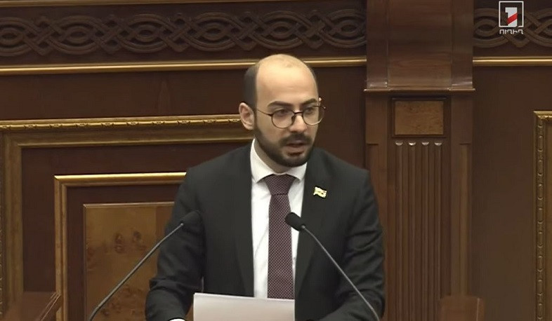 Անհրաժեշտ է հանրային լայն կոնսոլիդացիա՝ բանակցություններում ամուր դիրքերից հանդես գալու, արցախահայության բոլոր իրավունքները պաշտպանելու համար. Հովհաննիսյան