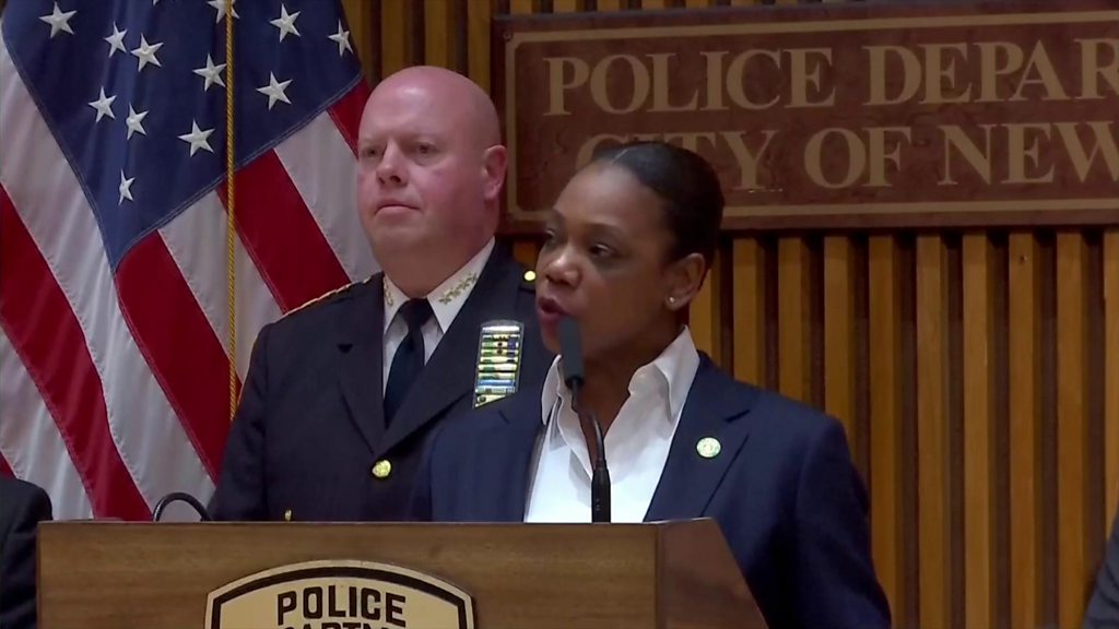 Police arrest suspect in New York subway shooting 'without incident'
