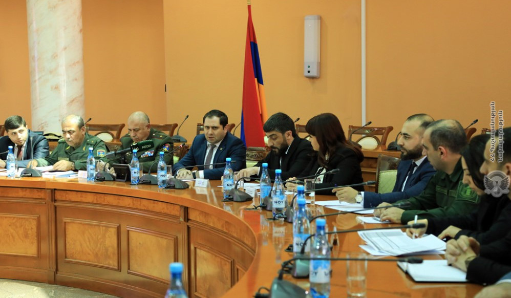 Խնդիրը քաղաքական ղեկավարության ամենօրյա ուշադրության կենտրոնում է. Սուրեն Պապիկյանը հանդիպել է գերիների հարազատների հետ