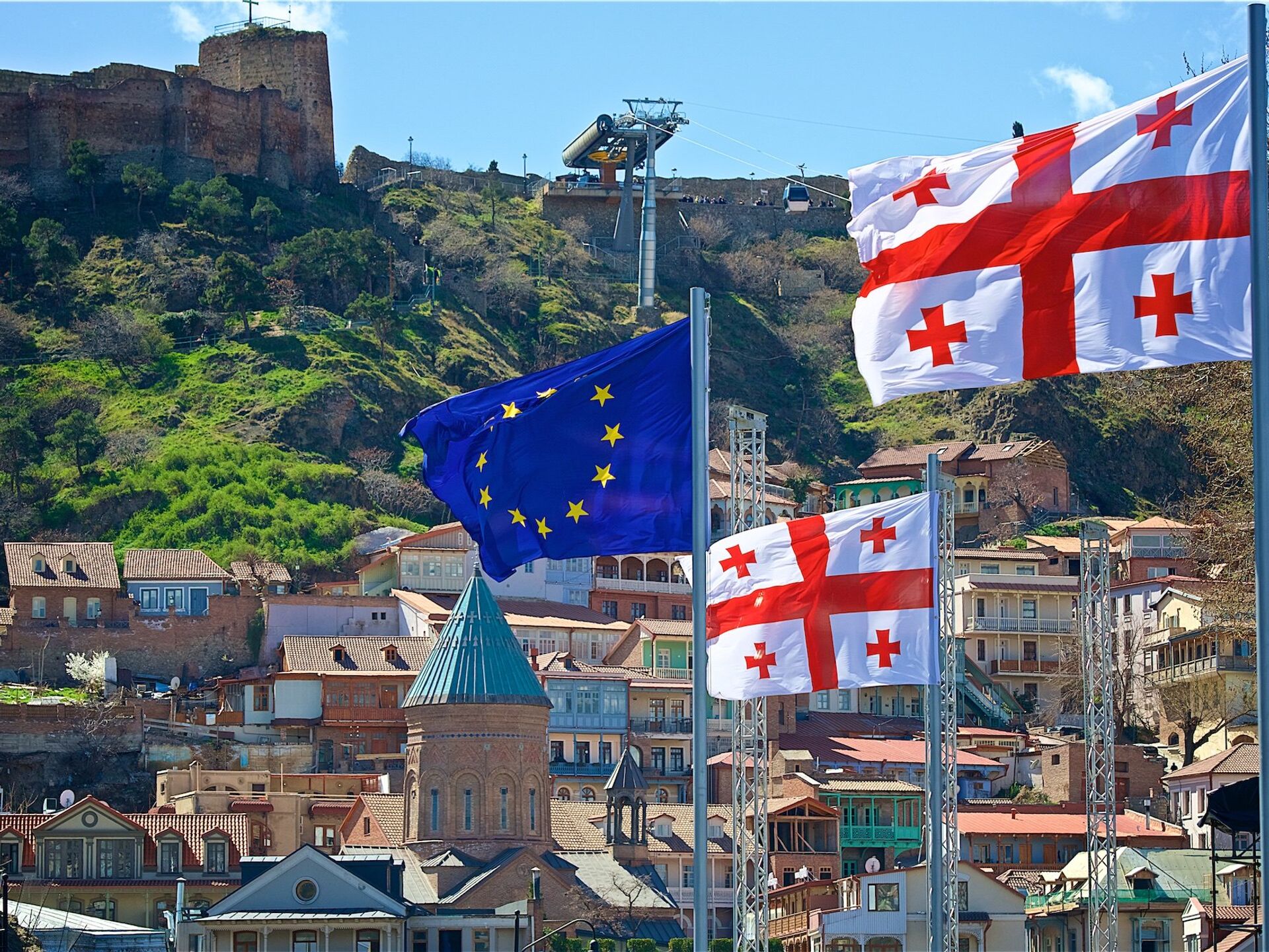 Грузия европа. Флаг Грузии и ЕС. Грузия Европа флаг. Грузия это Европа. Грузия 2010 ЕС.