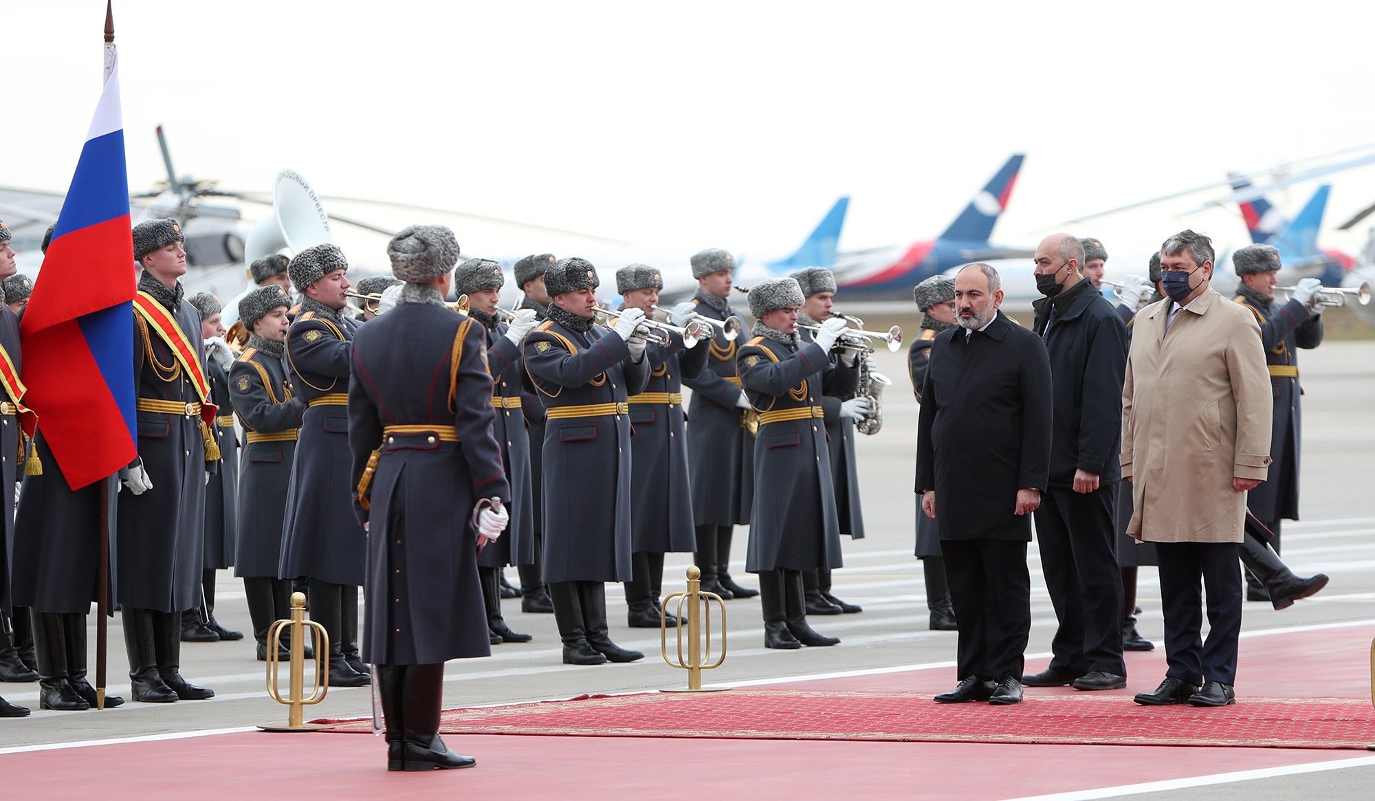 Nikol Pashinyan arrives in Russia on an official visit