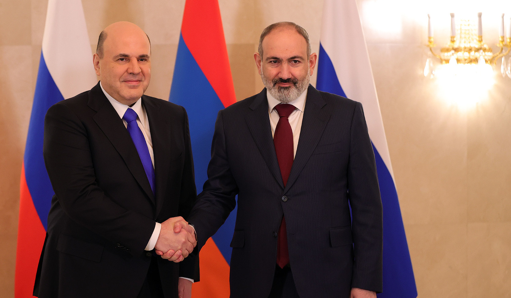 Никол Пашинян и Михаил Мишустин обсудили широкий круг вопросов армяно-российского сотрудничества в сфере экономики