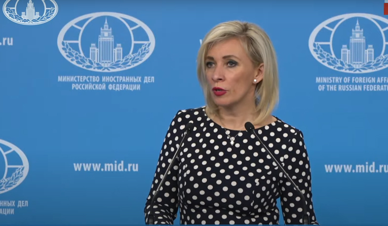 В числе важных задач спецпредставителя главы МИД РФ Игоря Ховаева оказание содействие армянским и азербайджанским партнерам в подготовке мирного соглашения: Захарова