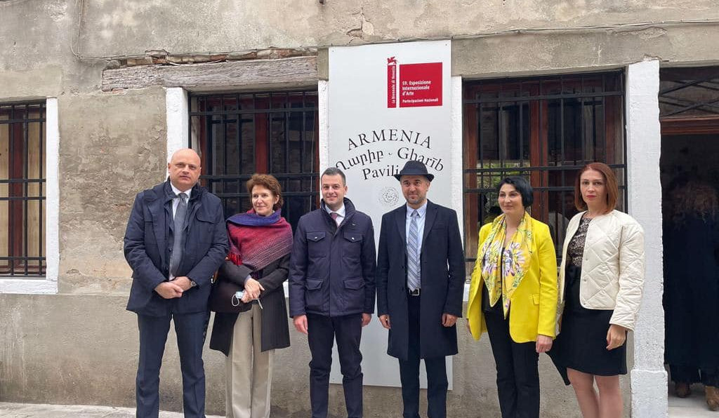 Վենետիկի ժամանակակից արվեստի միջազգային բիենալեի շրջանակում պաշտոնապես բացվել է Հայաստանի տաղավարը