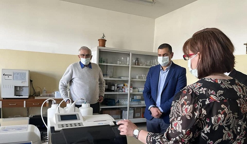 Առողջապահության փոխնախարարն այցելել է Շիրակի մարզ. նրան ներկայացվել են ոլորտում մեկնարկած բարեփոխումները