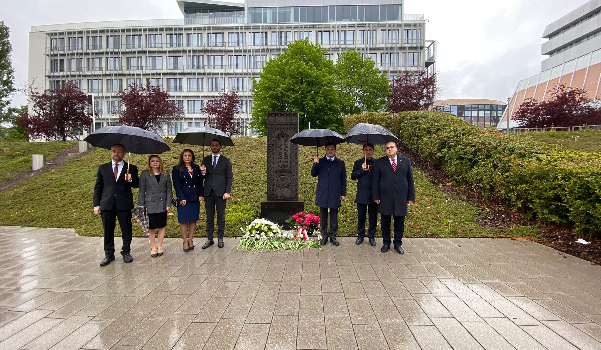 ԵԽԽՎ հայկական պատվիրակության անդամները Ստրասբուրգում հարգել են Հայոց ցեղասպանության անմեղ զոհերի հիշատակը