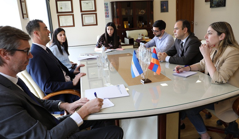 High Commissioner received Ambassador of Argentina to Armenia
