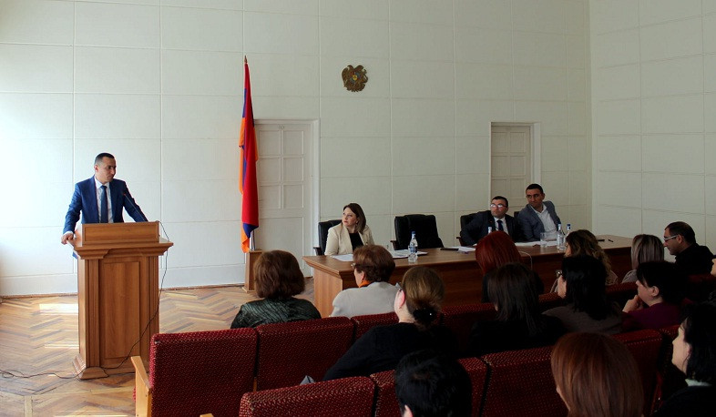 Սյունիքի մարզպետարանում տնօրենների հետ քննարկվել են մարզի կրթական ոլորտին առնչվող հարցեր