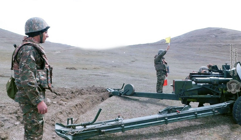 Artilleriya bölmələri praktiki məşğələlər keçiriblər