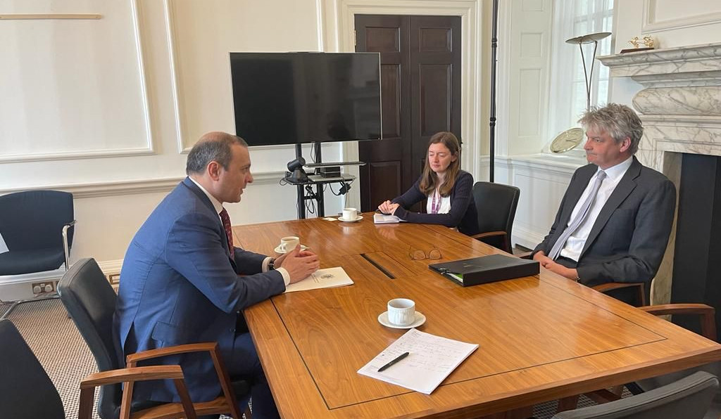 Təhlükəsizlik Şurasının Baş katibi Briyaniyanın Milli Təhlükəsizlik Şurasının katibi ilə görüşüb