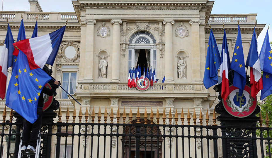 France welcomes telephone exchange between Armenian, Azerbaijani foreign ministers