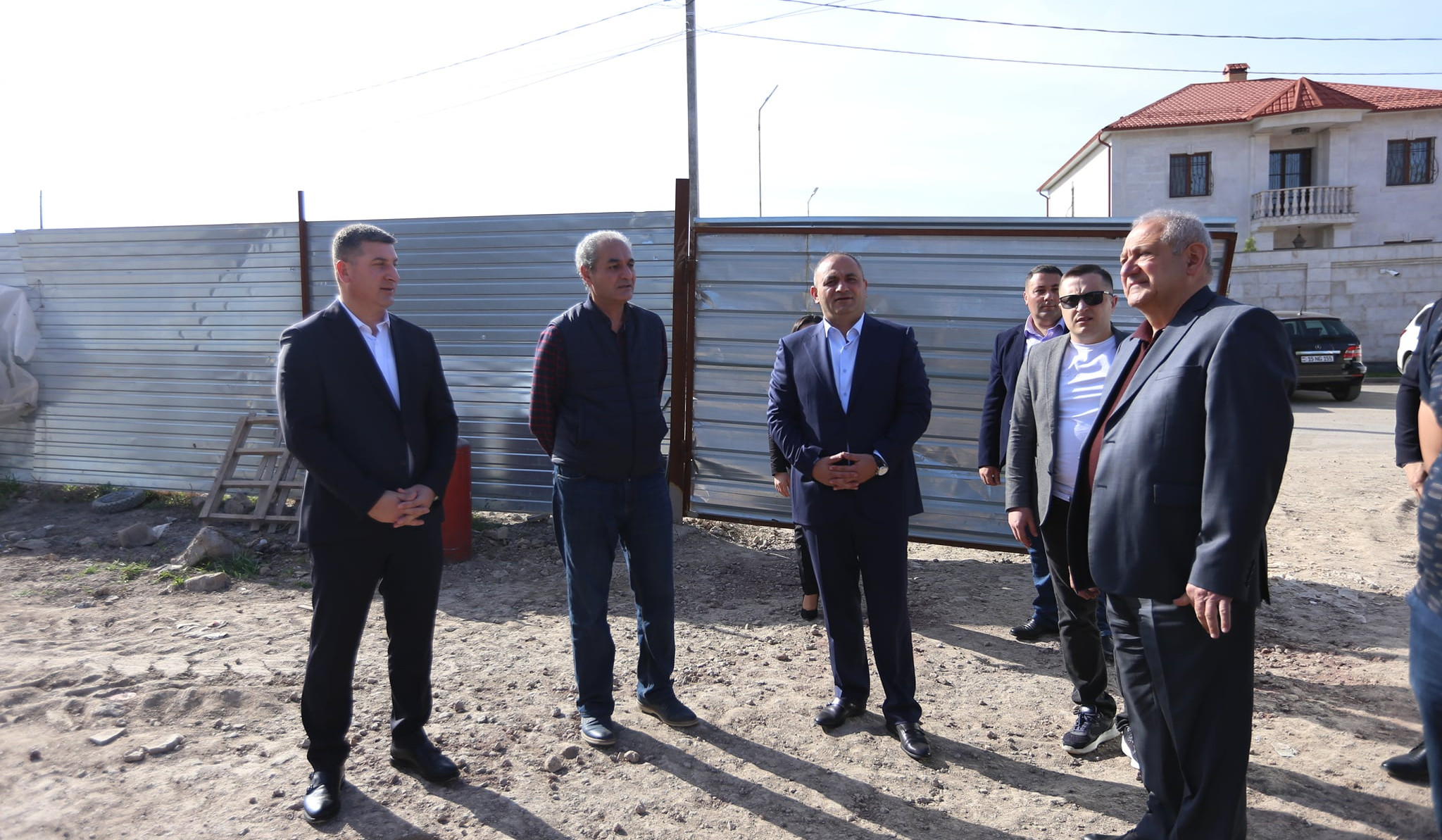 ՏԿԵ նախարարը ծանոթացել է Ջրվեժի մանկապարտեզի շինարարության ընթացքին