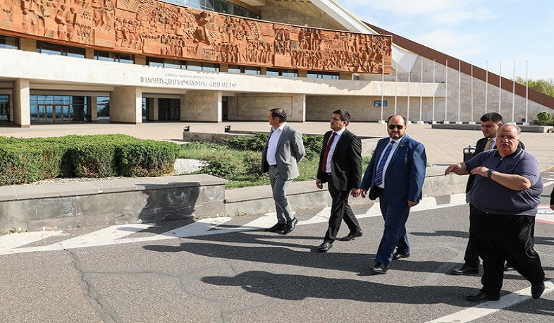 Արայիկ Հարությունյանը ծանոթացել է Մարզահամերգային համալիրի բարեկարգման աշխատանքներին