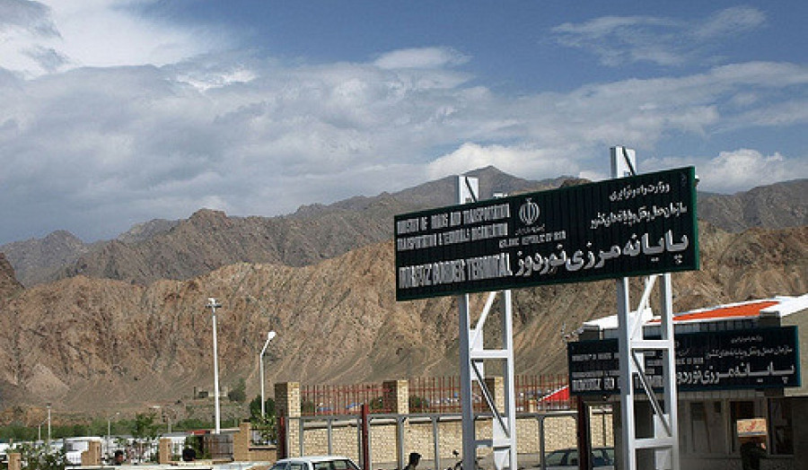 Հայ-իրանական սահմանին զննության ենթարկված տրանսպորտային միջոցներում հայտնաբերվել են մաքսանենգ ապրանքներ. ՊԵԿ