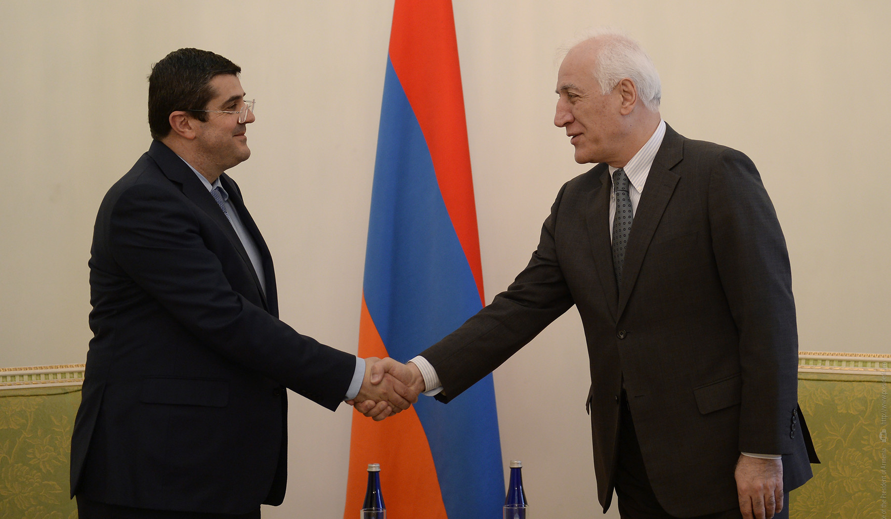 Հայաստանի և Արցախի նախագահներն անդրադարձել են ներքին և արտաքին քաղաքական հարցերին, արցախահայության առջև ծառացած մարտահրավերներին