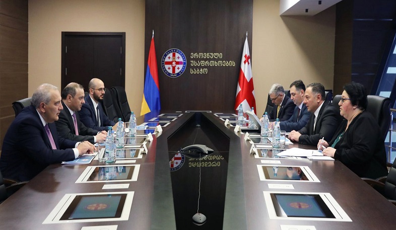 ER TŞ katibi Gürcüstanın daxili işlər nazirinə Ermənistan və Dağlıq Qarabağdakı təhlükəsizlik vəziyyəti barədə məlumat verib
