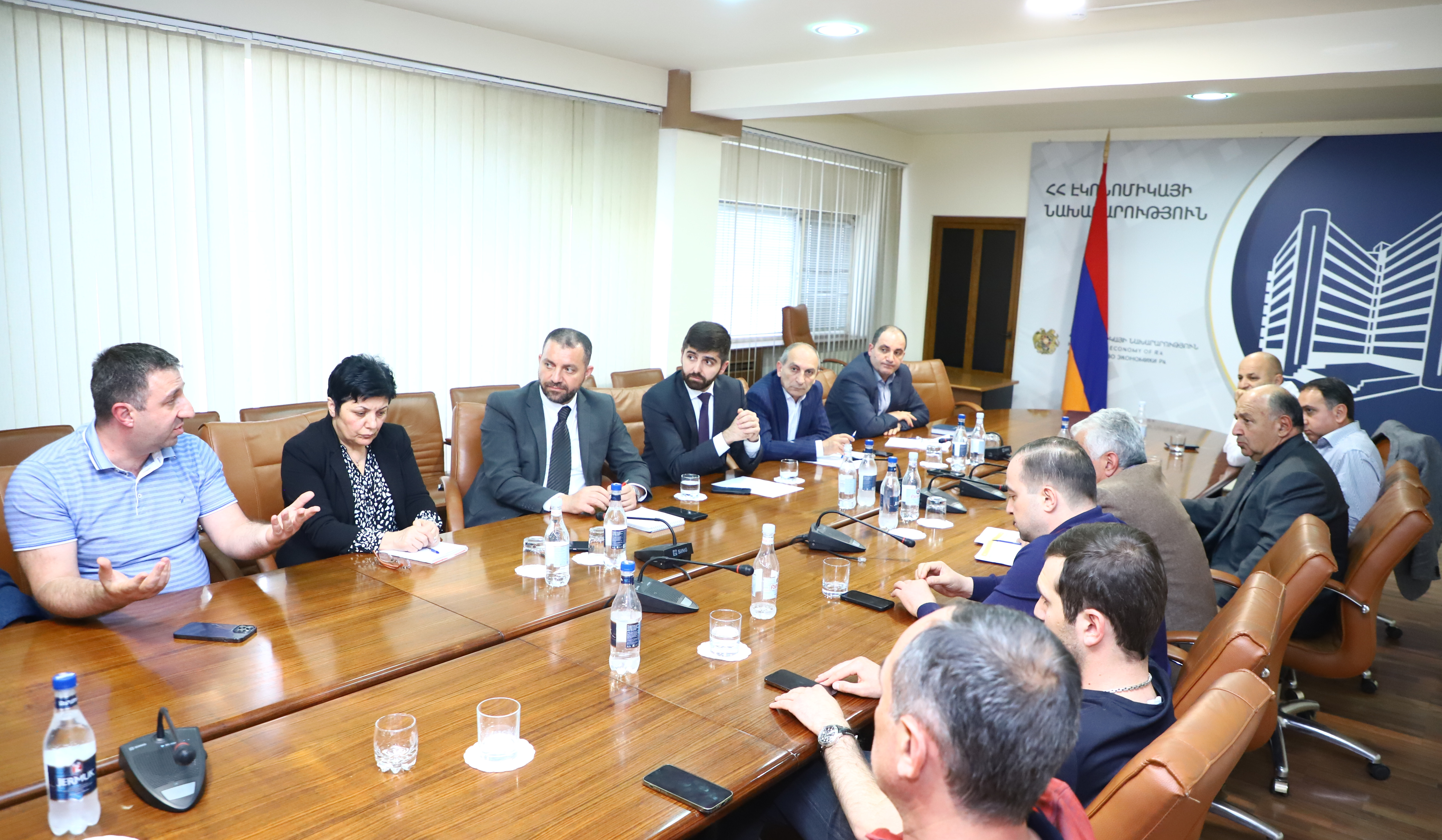 Պտուղ-բանջարեղեն մթերող ընկերությունների հետ քննարկվել են ընթացիկ տարվա մթերումների կազմակերպմանն առնչվող հարցեր