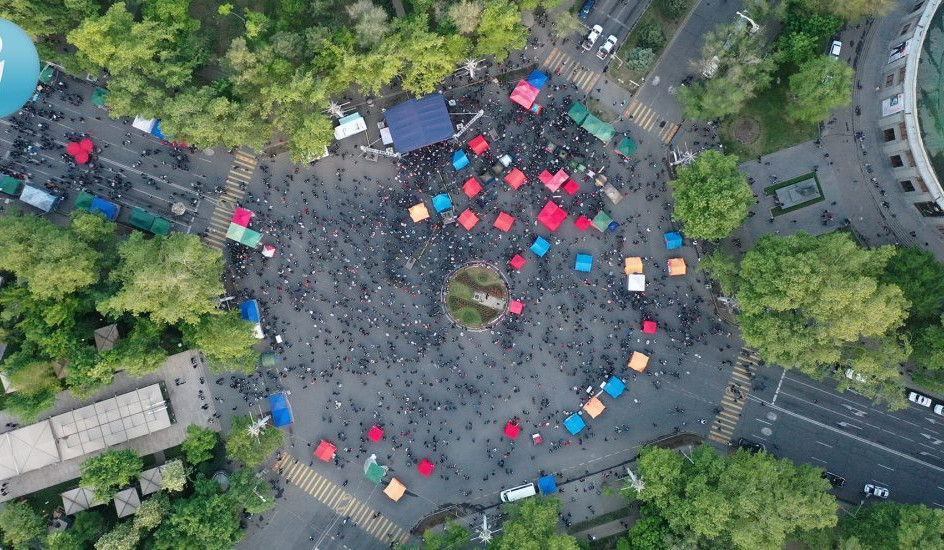 Ժամը 19:24-ի դրությամբ Ֆրանսիայի հրապարակում և հարակից տարածքներում գտնվել է շուրջ 4200 մարդ. ԻՔՄ