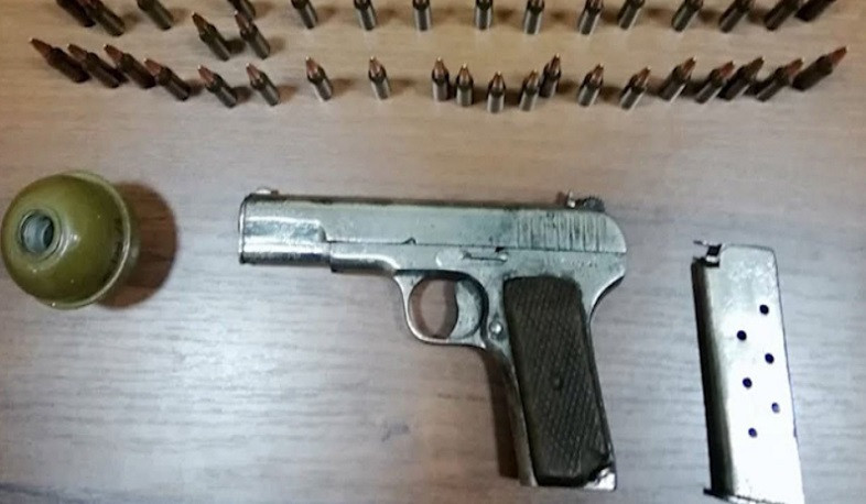 Ապօրինի զենք-զինամթերքի կամավոր հանձնումներ` ոստիկանության Արագածոտնի մարզային վարչության բաժիններում