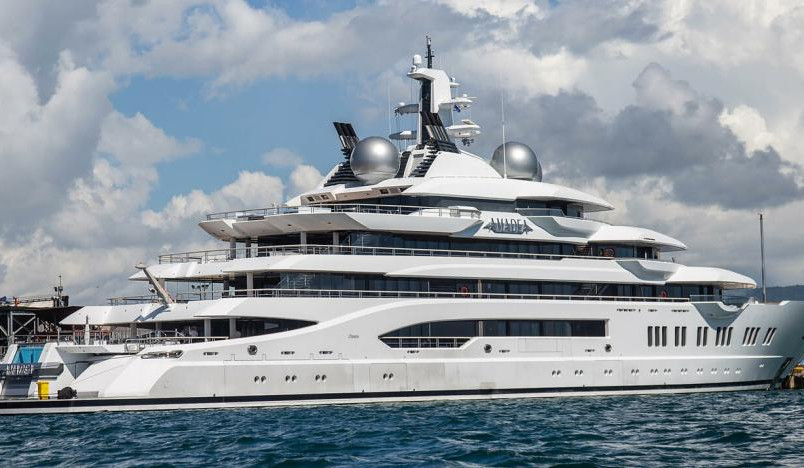 Fiji seizes $300 mln yacht of Russian oligarch on U.S. request