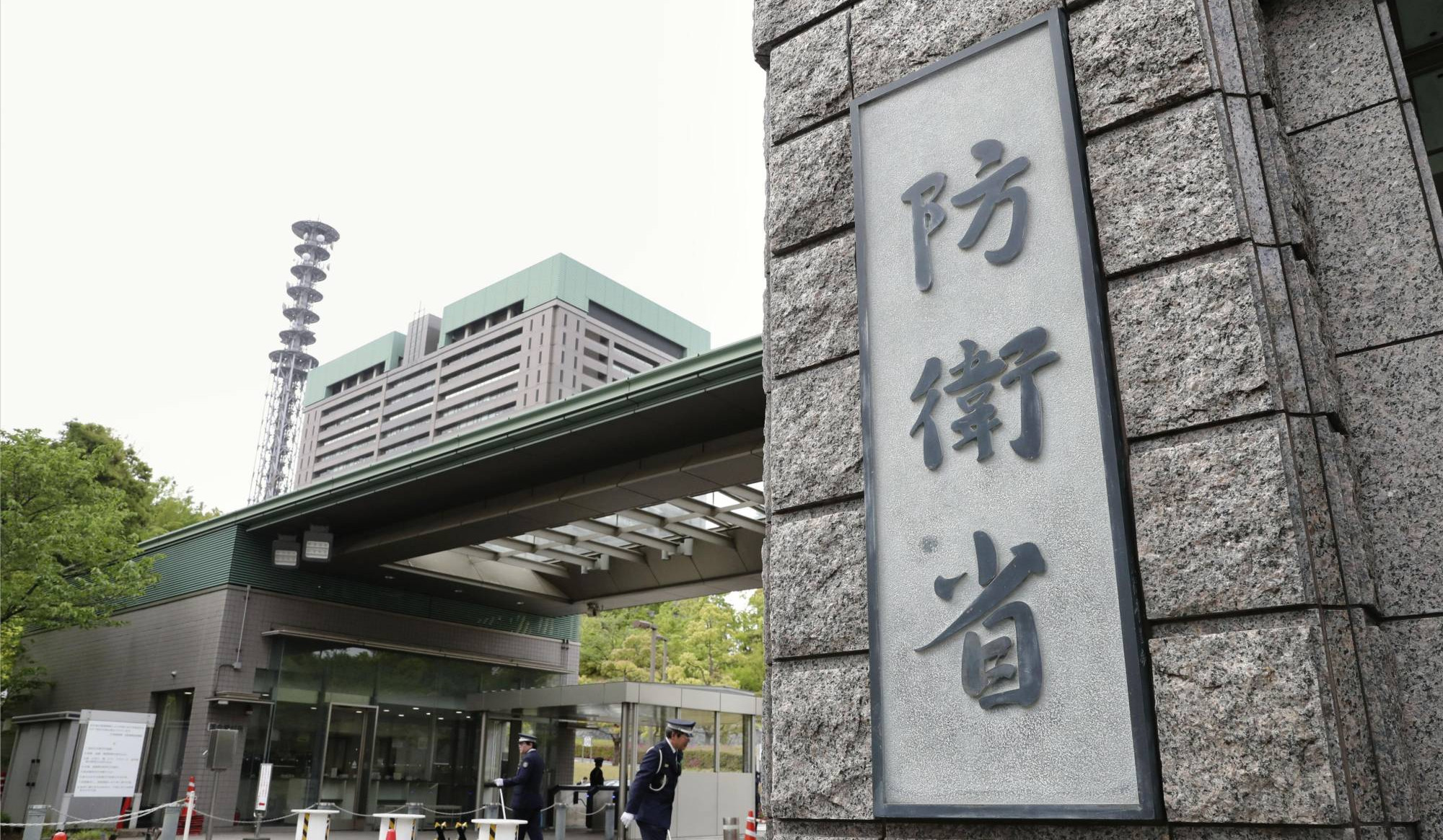 Жесткая реакция на действия России в отношении Украины важна для сдерживания Китая: глава Минобороны Японии