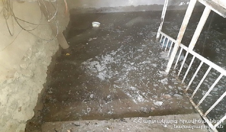 Փրկարարները Սիսավան գյուղի տներից մեկի նկուղից հեռացրել են մոտ 120 տոննա ջուր