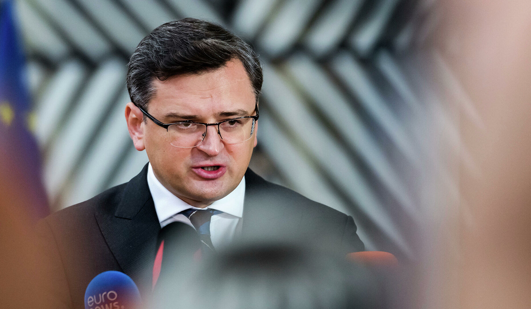 Киев не смирится с отказом предоставить статус кандидата на членство в ЕС: Кулеба