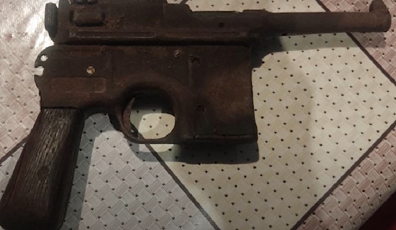 Հրապարակված հեռախոսազրույցի ձայնագրության հետքերով ապօրինի զենք-զինամթերք է հայտնաբերվել