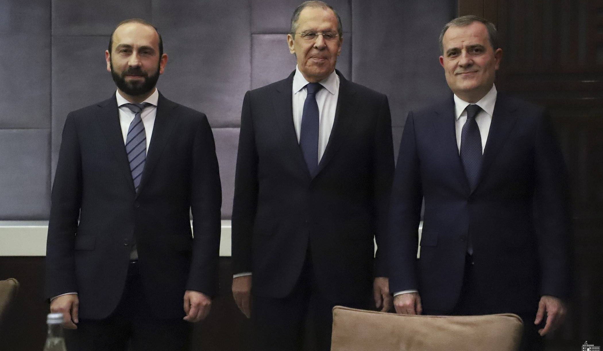 Armenian, Russian, Azerbaijani FMs exchange views on Armenia-Azerbaijan rapprochement agreement